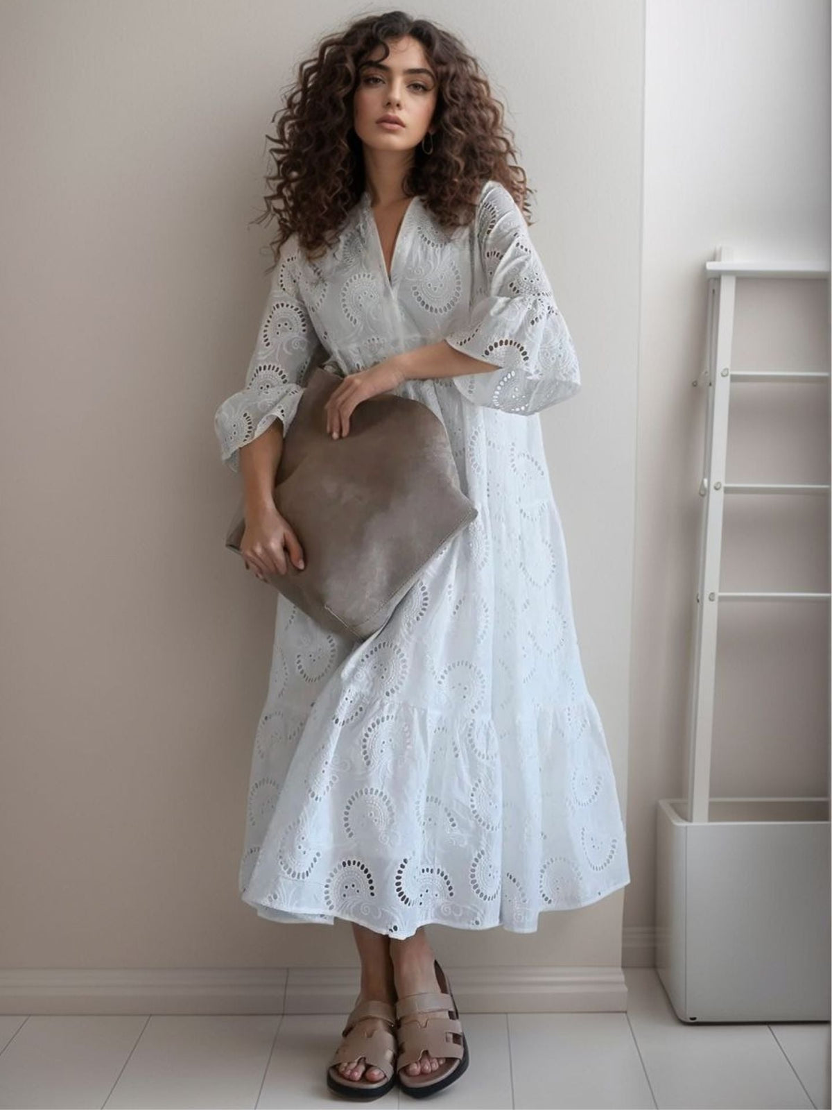 Vestido Caça Bordada Midi Estela